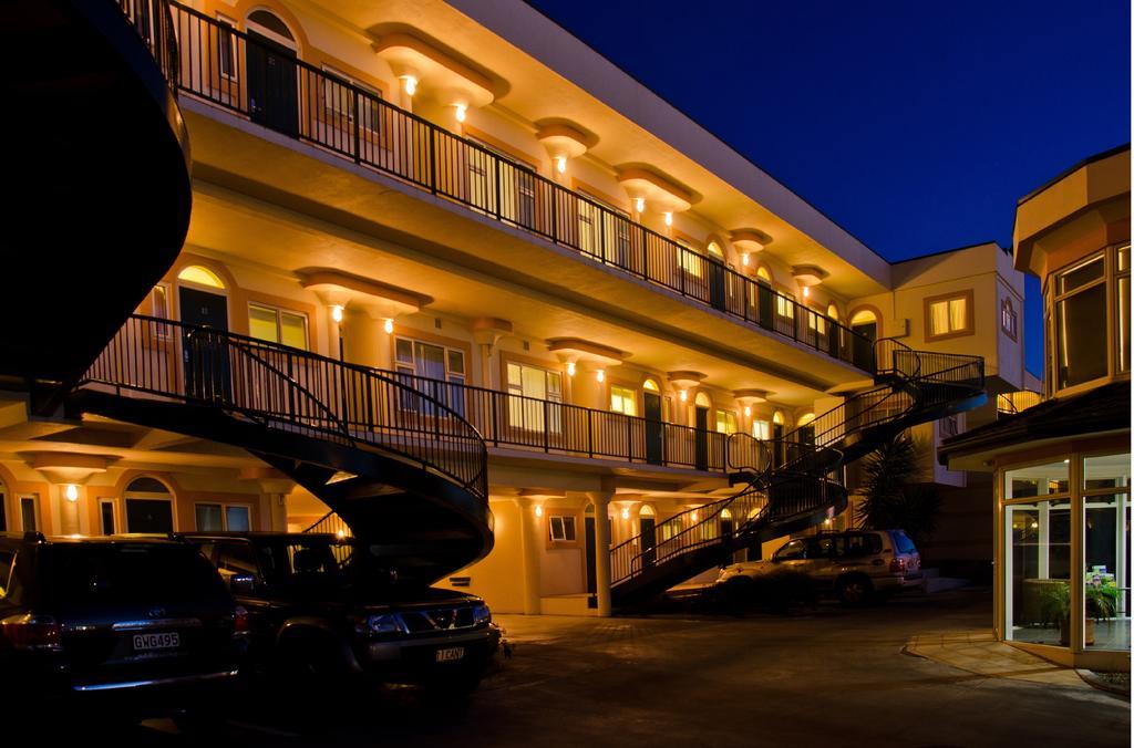 Beachfront Motel Napier Exteriör bild