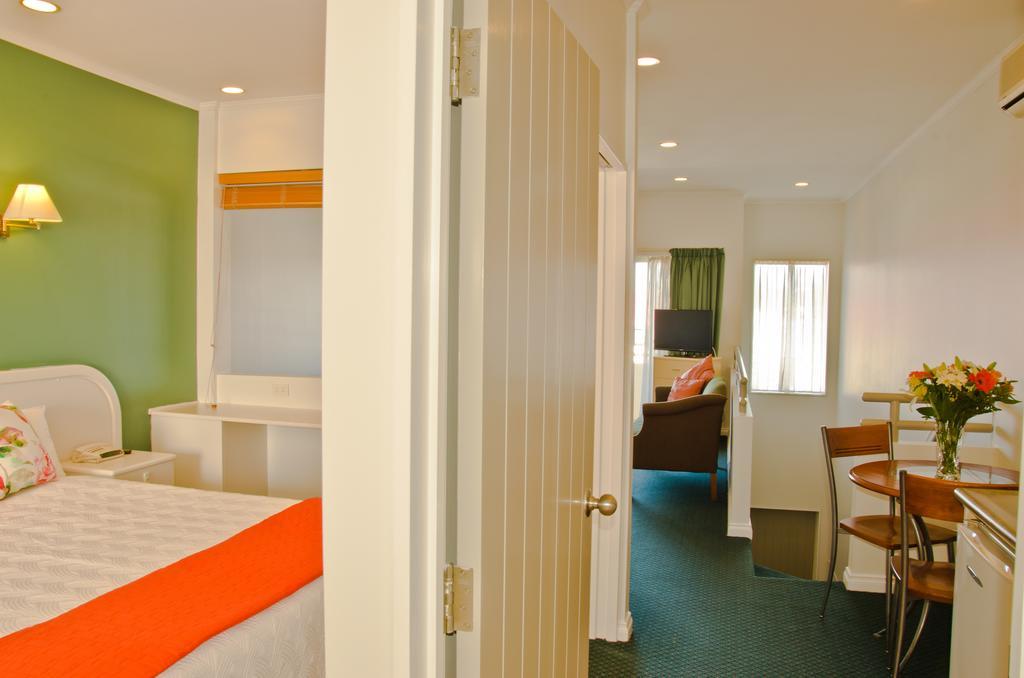 Beachfront Motel Napier Rum bild