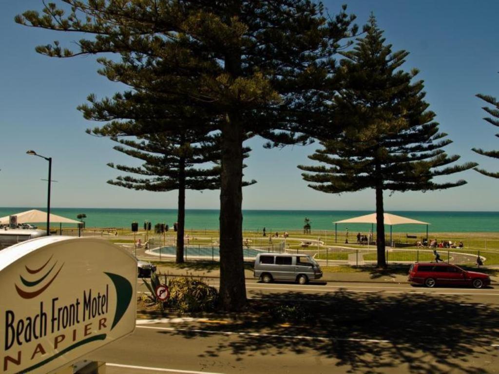 Beachfront Motel Napier Exteriör bild