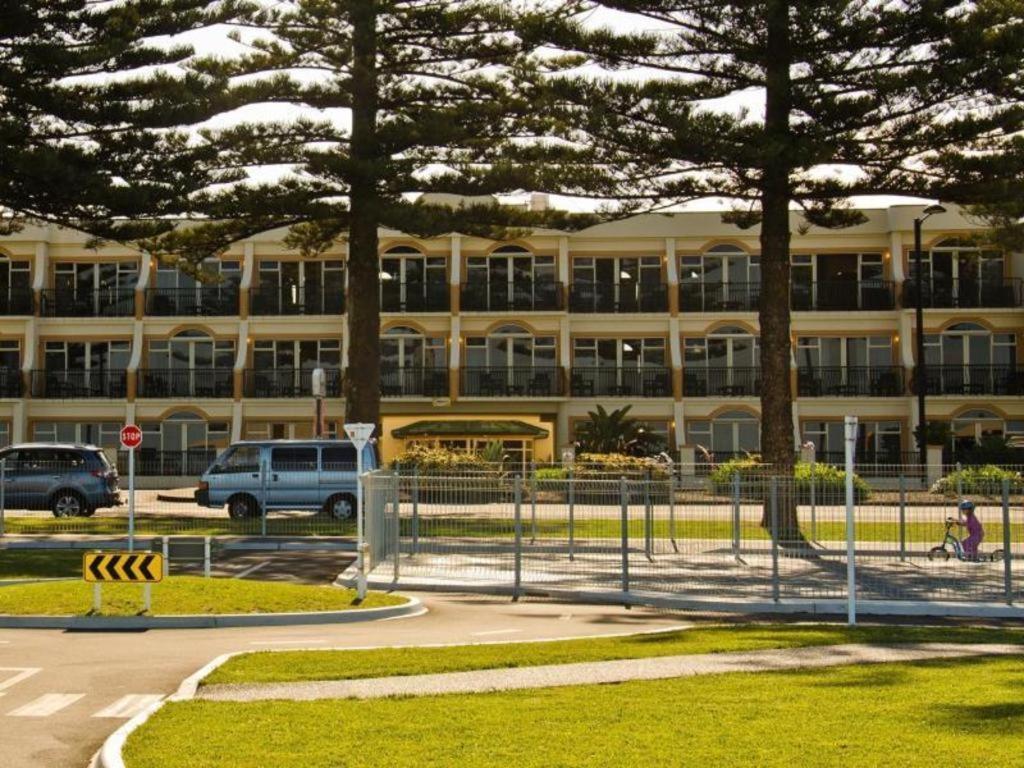 Beachfront Motel Napier Exteriör bild