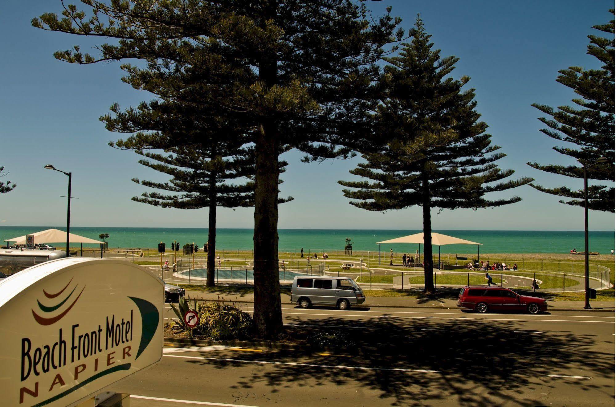 Beachfront Motel Napier Exteriör bild